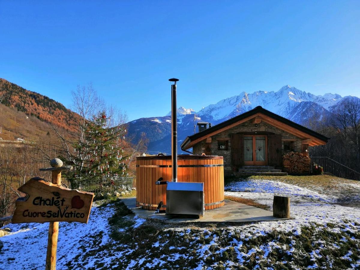 Chalet Cuore Selvatico Monno エクステリア 写真