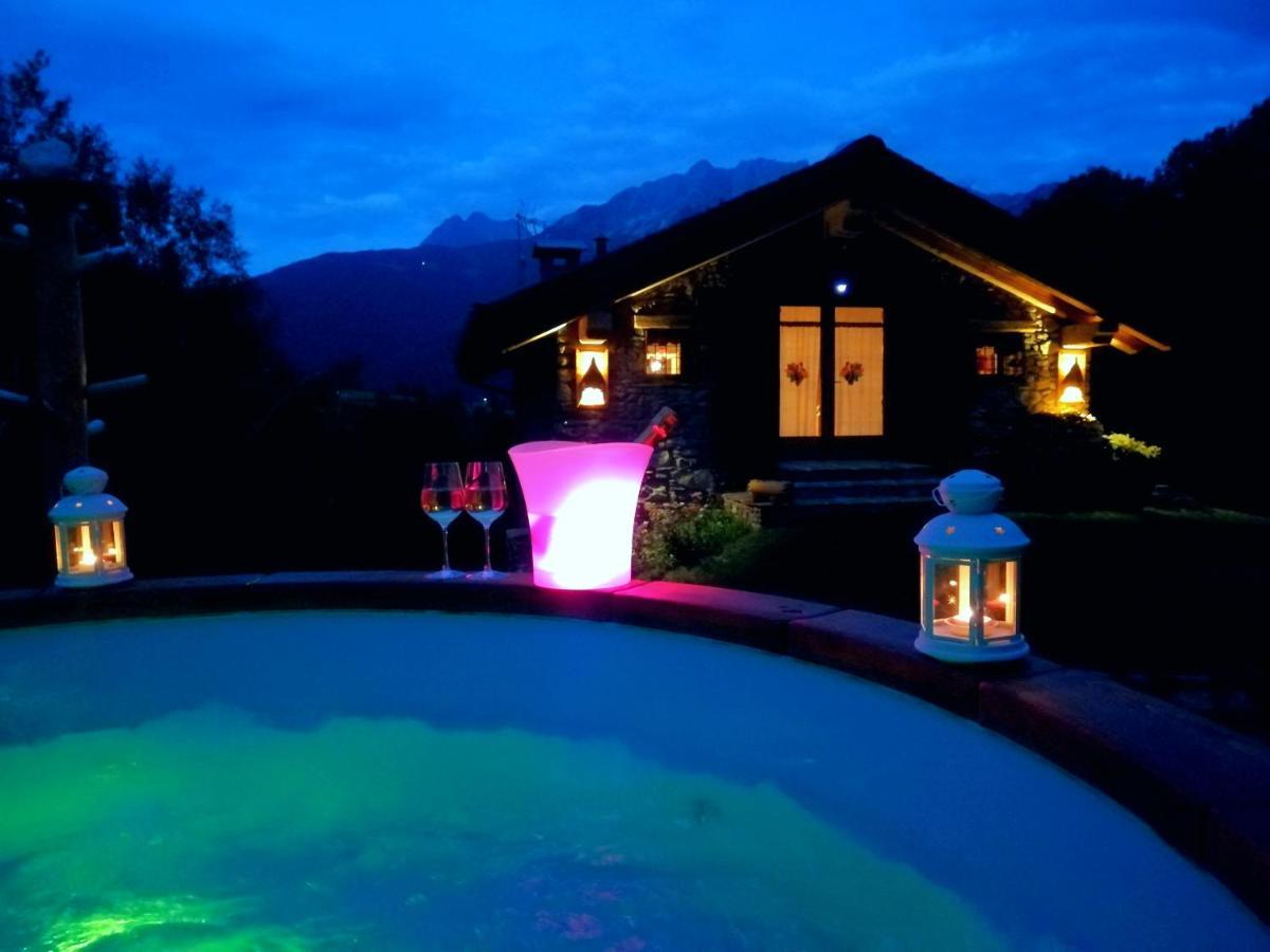 Chalet Cuore Selvatico Monno エクステリア 写真