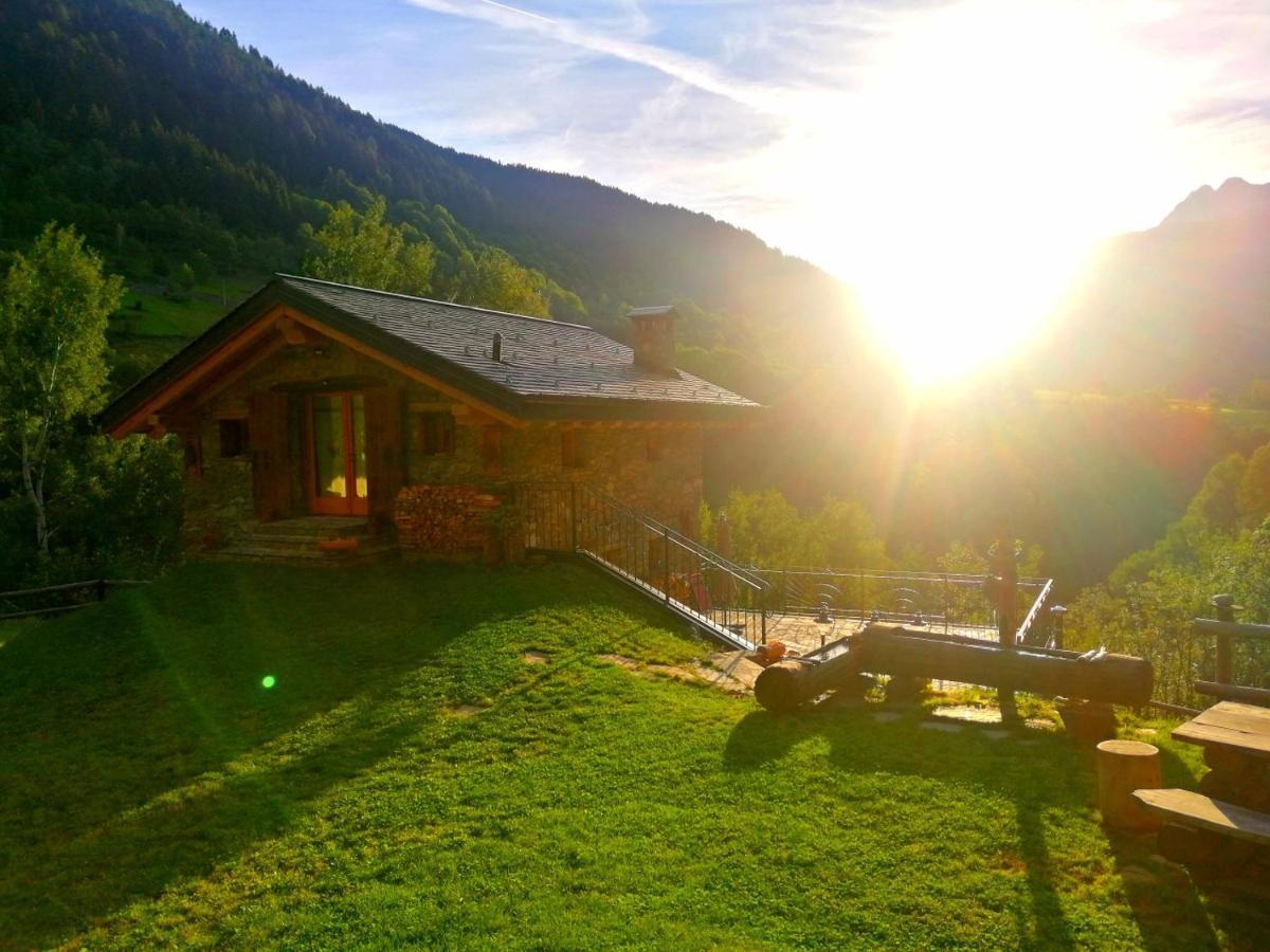 Chalet Cuore Selvatico Monno エクステリア 写真