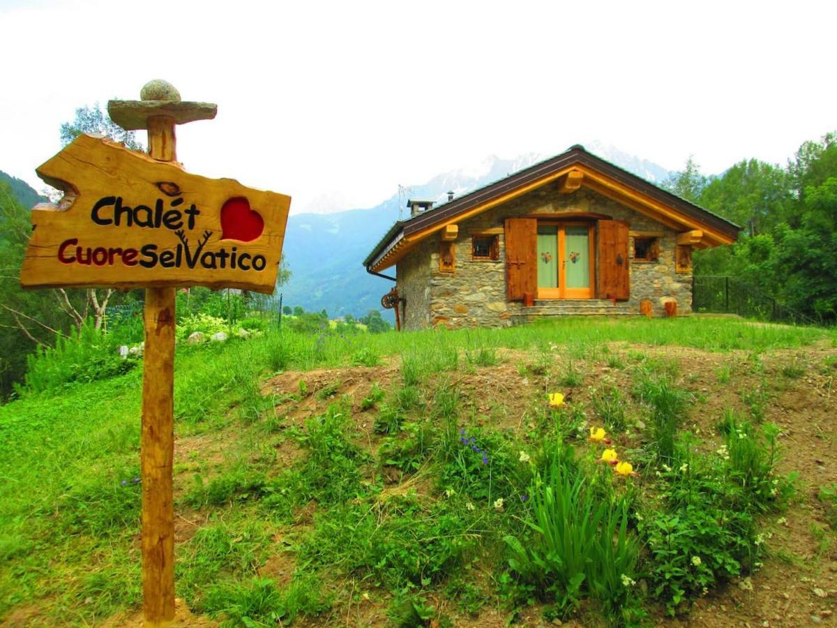 Chalet Cuore Selvatico Monno エクステリア 写真