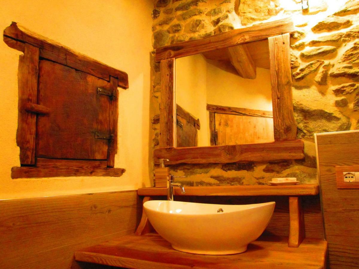 Chalet Cuore Selvatico Monno エクステリア 写真